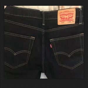 Levi’s 512- NWOT- 30x30-dark blue wash
